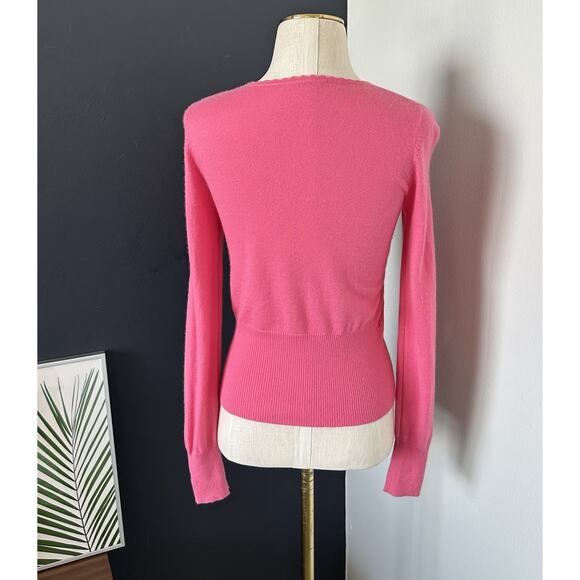 Elie Tahari Cashmere Cardigan Sweater Scalloped Hem Flower Buttons - Picture 11 of 11